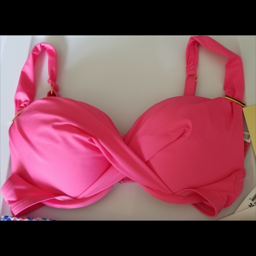 NWT 2 Bamboo coral bra size bikini tops gold